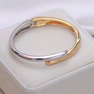 Geometry round metal open bangle